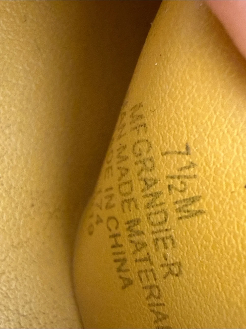 Marc Fisher Mustard Yellow Leather Platform Sandals‎ 7.5